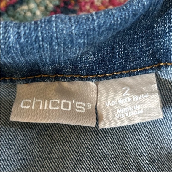 Chico's | Women’s Medium Blue Denim Long Line Button Front Jean Jacket Sz 12-14 - Picture 12 of 15